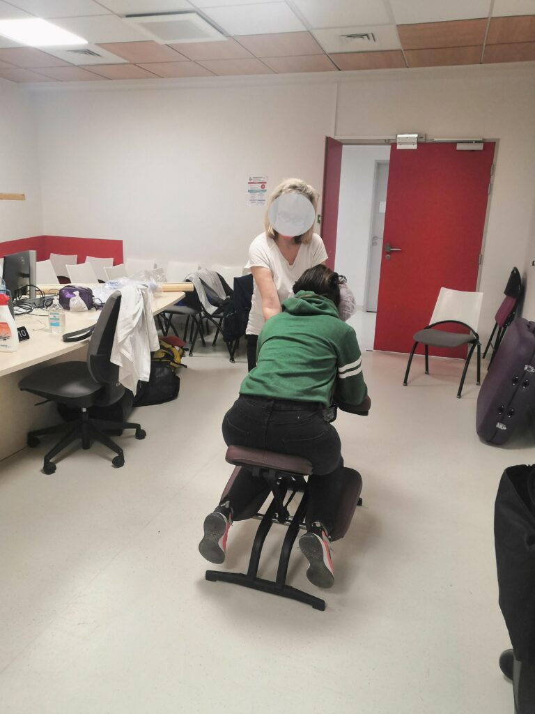 intervention massage des soignants hopital Gustave Roussy